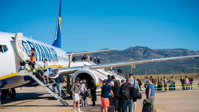 Nuevas Perspectivas para el Aeropuerto de Castellón y la Expansión del TRAM