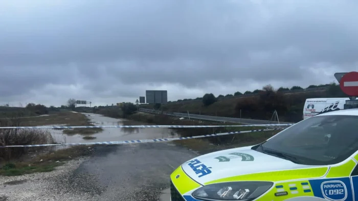 Río Guadaíra en Arahal Alcanza Nivel Naranja por Crecida y Activa Alerta de Desbordamiento