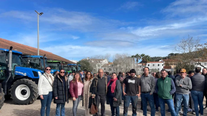 El campo de Menorca dice basta y clama por su supervivencia ante una "situación límite"