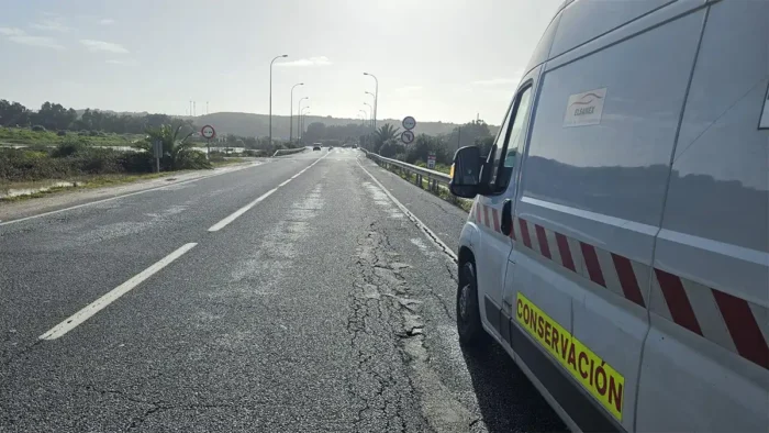 Cádiz Aún Lidia con Afectaciones en Carreteras Tras el Temporal