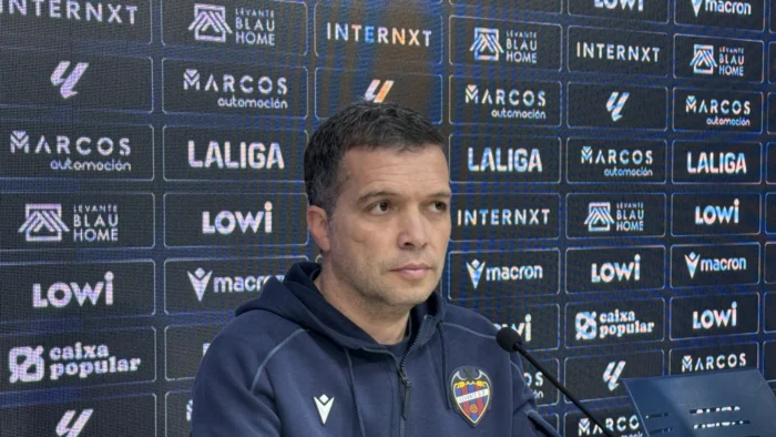 Posible venta de jugadores del Levante si llega una buena oferta, según su entrenador