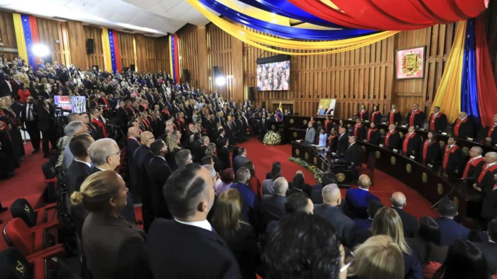 Venezuela anuncia ley de amnistía general para presos políticos