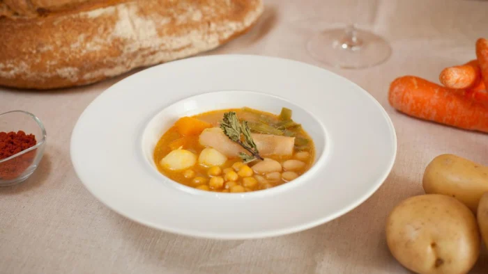 El plato invernal de Murcia que nació de la necesidad y es perfecto para combatir el frío