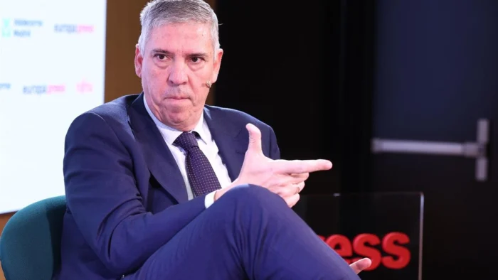 Indra se Transforma: Escribano Impulsa Decisiones Estratégicas