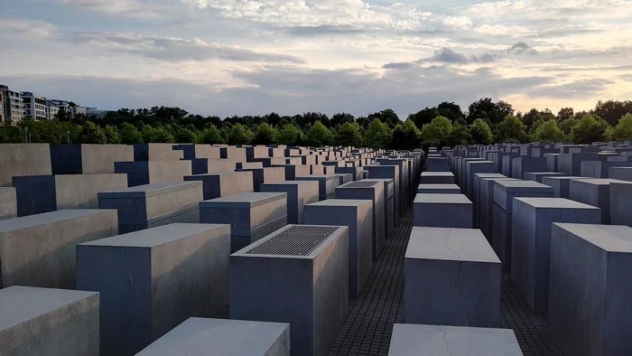 El Monumento al Holocausto en Berlín: Un Recordatorio Imponente