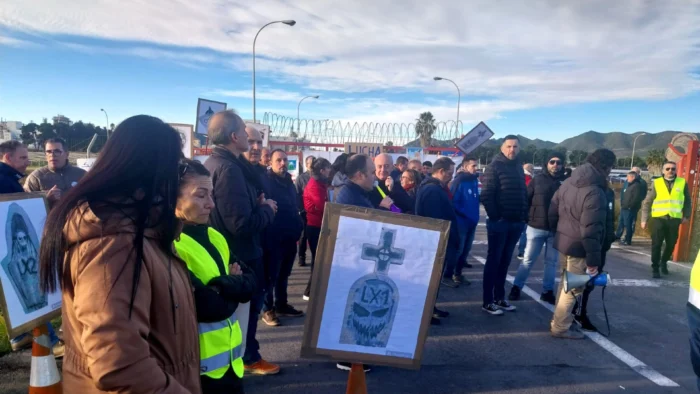 Huelga en Sabic: La plantilla busca negociar en Europa para proteger el empleo