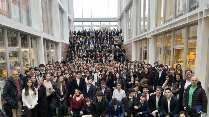 Zaragoza se convierte en la capital del debate escolar europeo con 400 estudiantes a examen