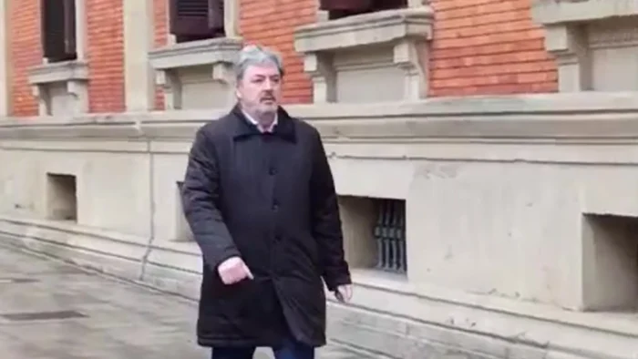 Antxon Alonso se acoge a su derecho a no declarar en la comisión de investigación del Parlamento de Navarra