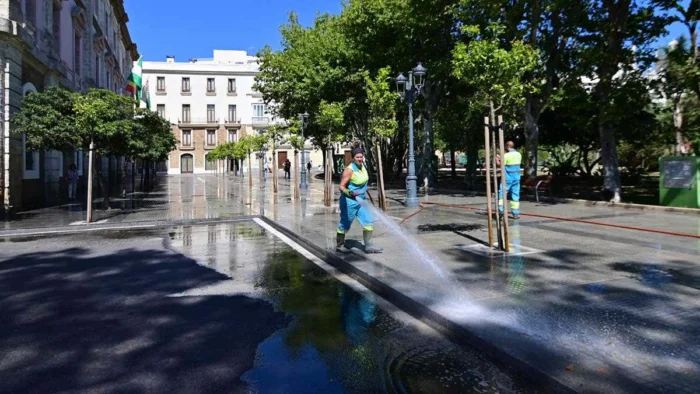 Ultimátum del Ayuntamiento de Cádiz a la empresa de limpieza: posible rescisión del contrato