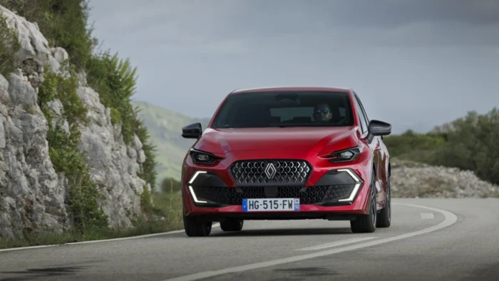Renault consolida su posición como segunda marca más vendida en España y apunta alto para 2026
