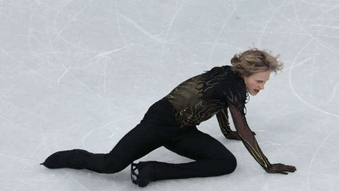 Sorpresa en el patinaje artístico: Malinin se derrumba y Shaidorov emerge en Milán-Cortina 2026