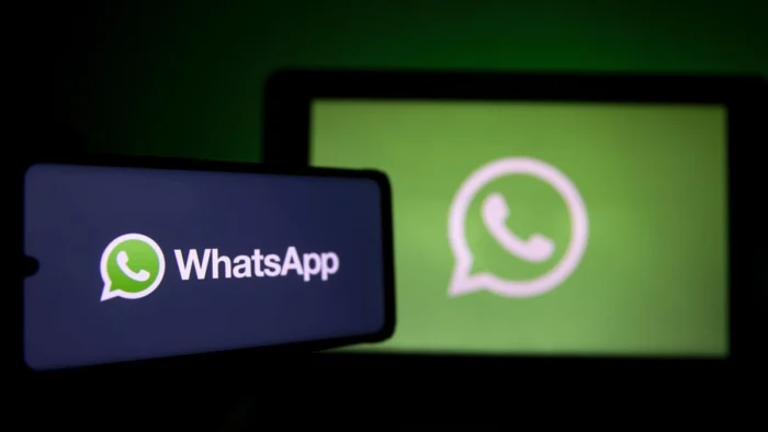 Bruselas acusa a Meta de prácticas antimonopolio por restricciones a la IA en WhatsApp