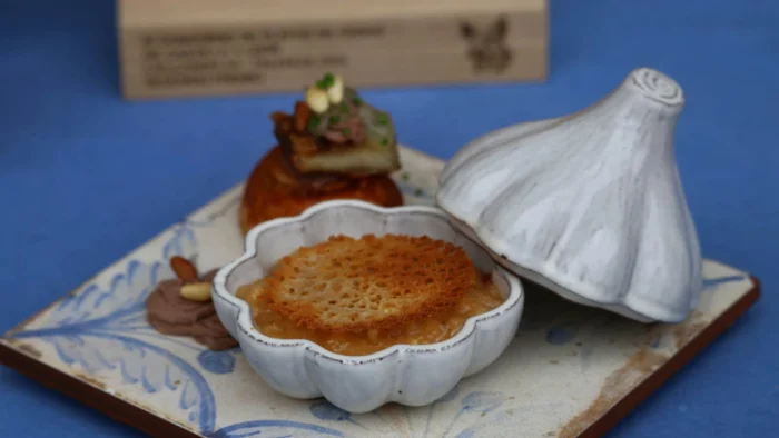 NUEVO TITULO: El restaurante 5 Gustos de Valladolid triunfa en el Concurso de Platos del Cerdo de Castilla y León