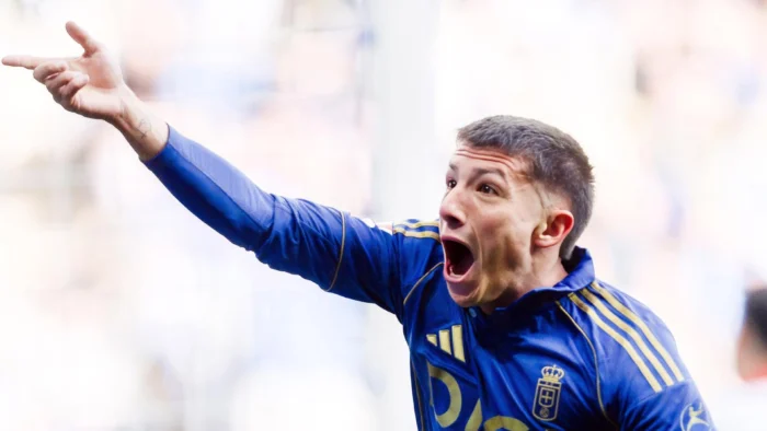 ¿Remontada histórica o descenso inevitable? El debate se enciende en Oviedo