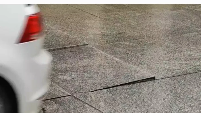 NUEVO TÍTULO: Deterioro Prematuro del Pavimento Peatonal en el Casco Histórico de Lugo