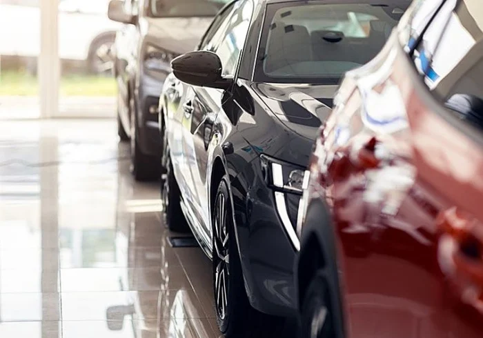 La falta de ayudas frena las compras de coches en España
