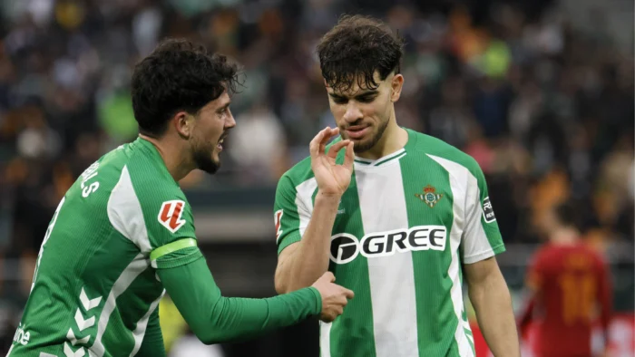 VICTORIA AGÓNICA DEL BETIS ANTE EL VALENCIA
