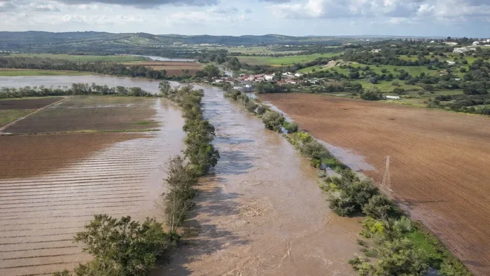 FUERTES LLUVIAS EN CÁDIZ: CINCO RÍOS EN ALERTA ROJA POR RIESGO DE DESBORDAMIENTO