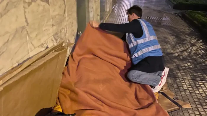 Quinta muerte de una persona sin hogar en Cádiz desata la indignación