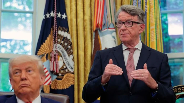 El exembajador británico y excomisario europeo Peter Mandelson, arrestado por el caso Epstein