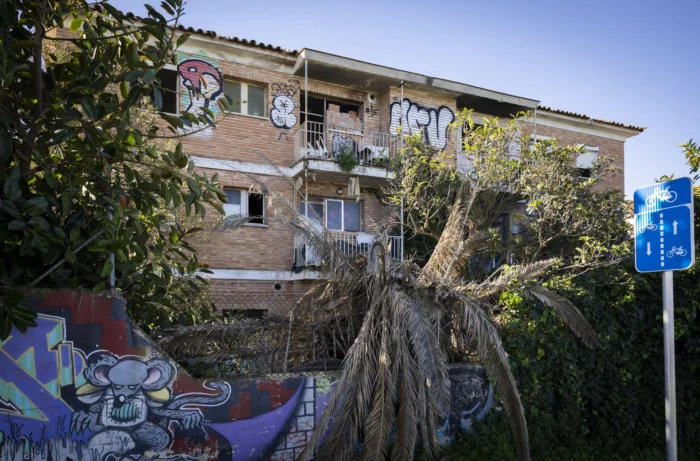 "Necesito un lugar donde dormir": Palma activa el desalojo de m&aacute;s de 200 personas que malviven en su antigua c&aacute;rcel