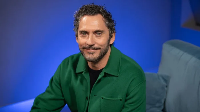 Paco León reflexiona sobre el humor y la incorrección en 'Aída y Vuelta'