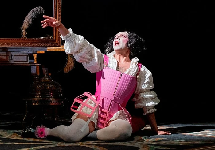 El rey de la farándula: Un gazpacho escénico que revisita el Siglo de Oro