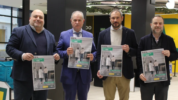 Campaña solidaria contra el cáncer en Jaén: 'La Compra de tu vida'