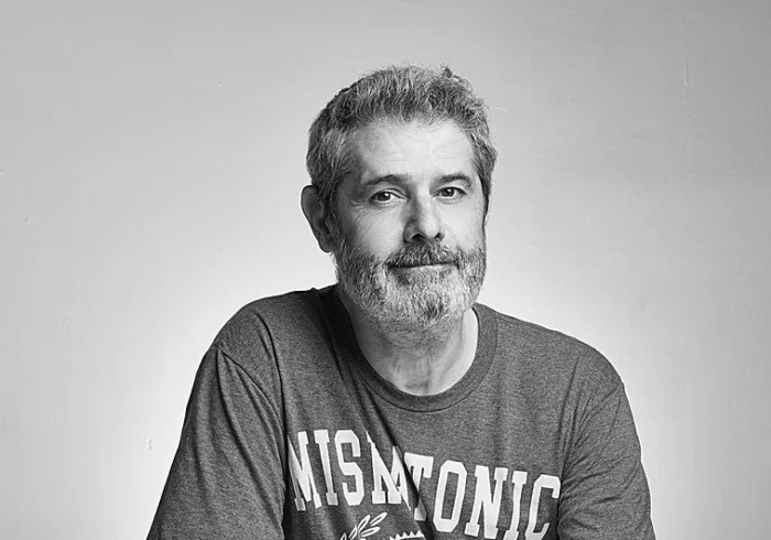 'Será por dinero', de Aitor Marín: «poderoso caballero...»