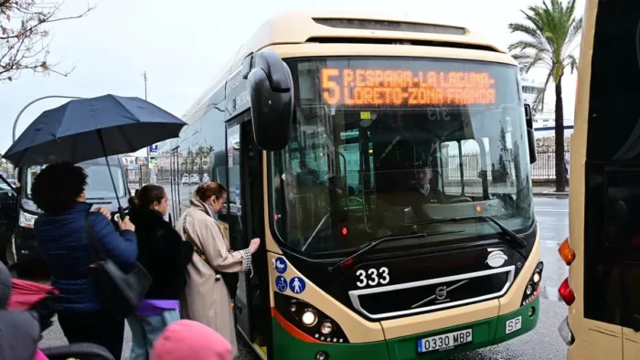 Nuevo impulso al transporte público en Cádiz: Aprobación inminente del pliego
