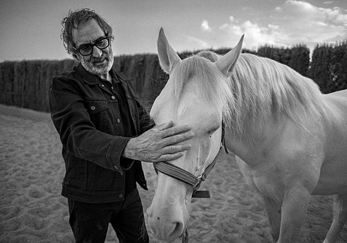 Joaquín Pascual : «El romanticismo agoniza, parece que no sentimos nada ante lo que sucede»