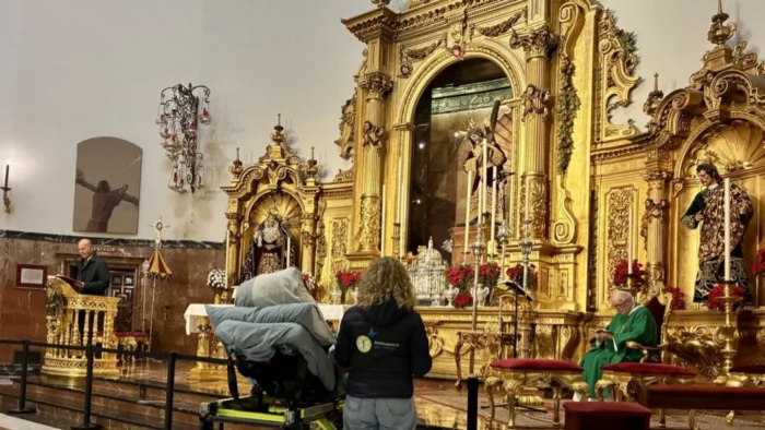 REENCUENTRO EMOTIVO: DEVOTA DE 93 AÑOS VUELVE A VER AL GRAN PODER