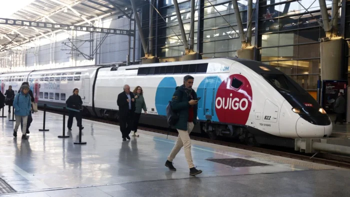 Renfe, Ouigo e Iryo anulan más de 330 trenes de alta velocidad por la huelga del ferrocarril