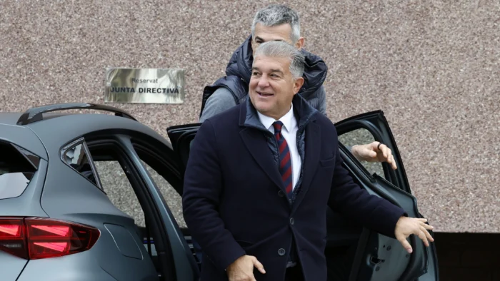 Laporta busca la reelección al FC Barcelona impulsado por éxitos deportivos