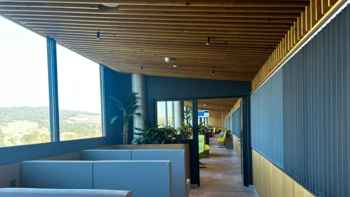 Una terraza olvidada que ahora cura por dentro: así es la nueva sala de oncología que transforma la espera en Santiago