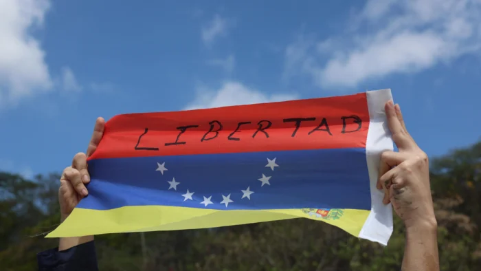 Venezuela tras un mes sin Maduro: Entre la esperanza y la incertidumbre