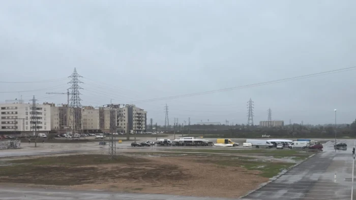 Comerciantes Ambulantes al Borde por Condiciones Climáticas Extremas