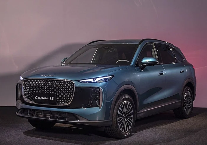 Lepas L8: El SUV Híbrido Enchufable que Marca el Debut de la Marca en España