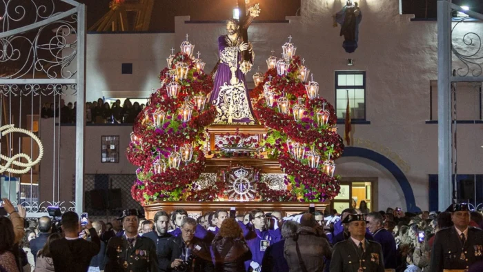 Mesa redonda sobre Jesús Nazareno y exposición de la Cofradía del Resucitado marcan la agenda cuaresmal