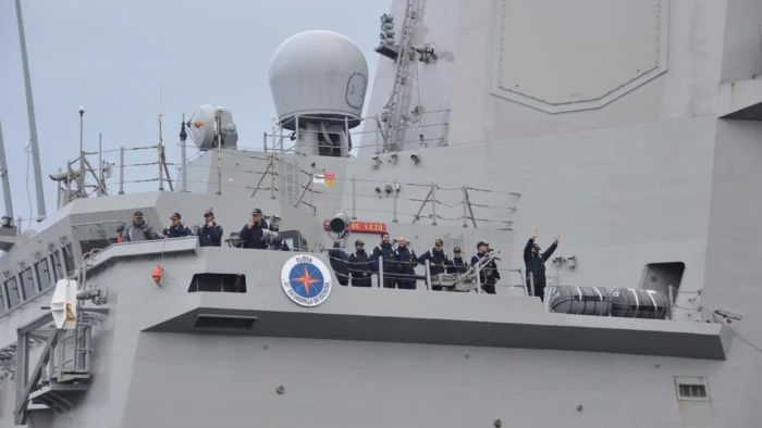 Hito Operacional: La Armada Española Despliega Simultáneamente sus Cinco Fragatas F-100