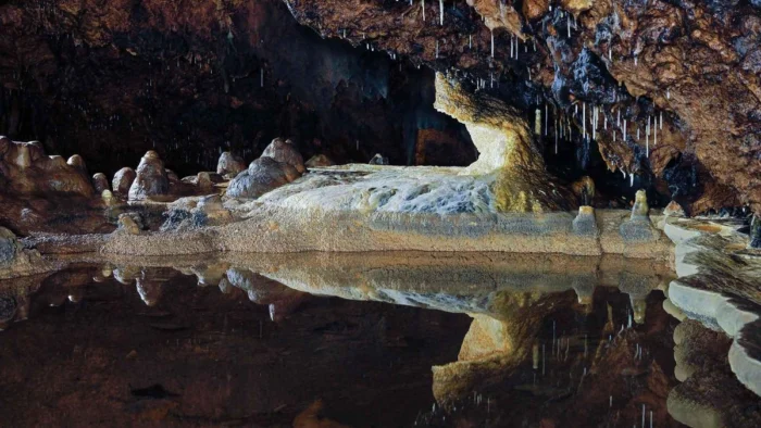 Cueva de la Ramera: Un Tesoro Kárstico Reabre sus Puertas en Cuenca