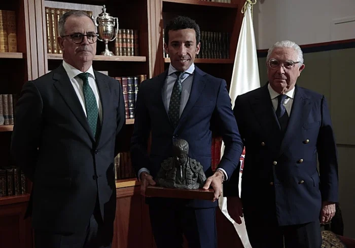 David de Miranda, galardonado con el XIX Memorial Manolo Vázquez por su actuación en Sevilla