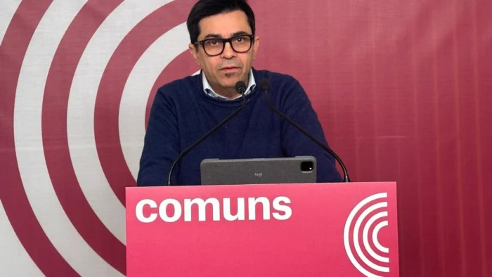 Gerardo Pisarello se impone a Bob Pop en las primarias de los Comuns y sucederá a Ada Colau como candidato en Barcelona