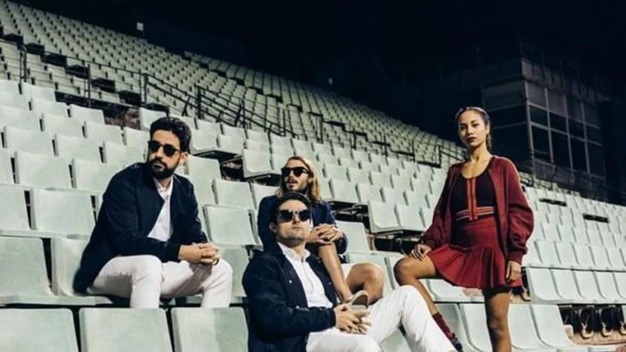 Hundred Miles": El éxito musical que nació de un anuncio de Desigual y conquistó Europa