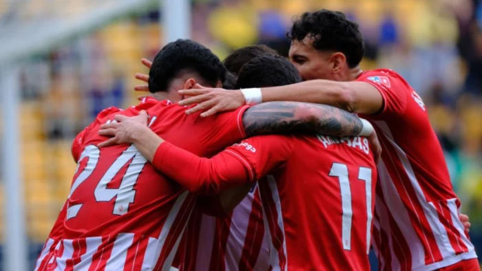 El Almería se lleva la victoria ante el Cádiz en un partido con goles en la primera parte