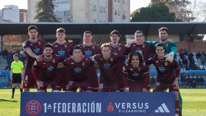 Rubén Domínguez pide soñar a un Pontevedra tocado por la lesión de Tiago