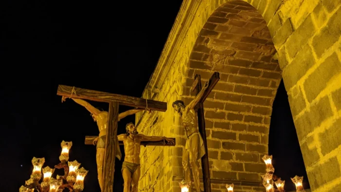 NUEVO TITULO: La Hermandad del Perdón de Jerez celebra su historia y otras noticias cofrades