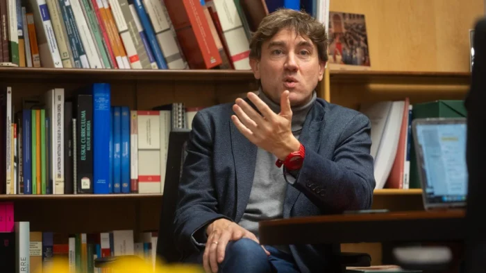 Eneko Andueza, l&iacute;der del PSE-EE: "El PNV est&aacute; siendo mucho m&aacute;s exigente con S&aacute;nchez que lo que lo fue con Rajoy"