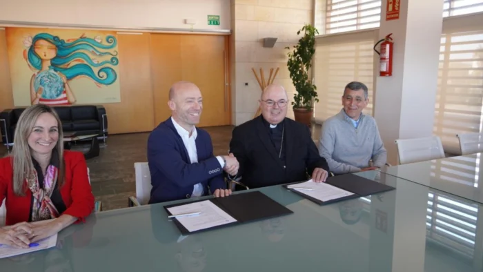 NUEVO TITULO: Menorca Amplía la Acogida Residencial para Menores con Cesión del Obispado