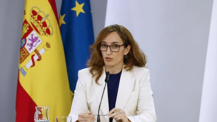 Nueva Ley en España Busca Frenar la Privatización Sanitaria